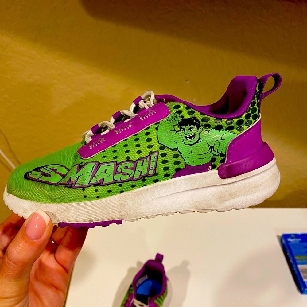 ADIDAS X MARVEL SUPER HERO ADVENTURES HULK RACER TR21 SHOES